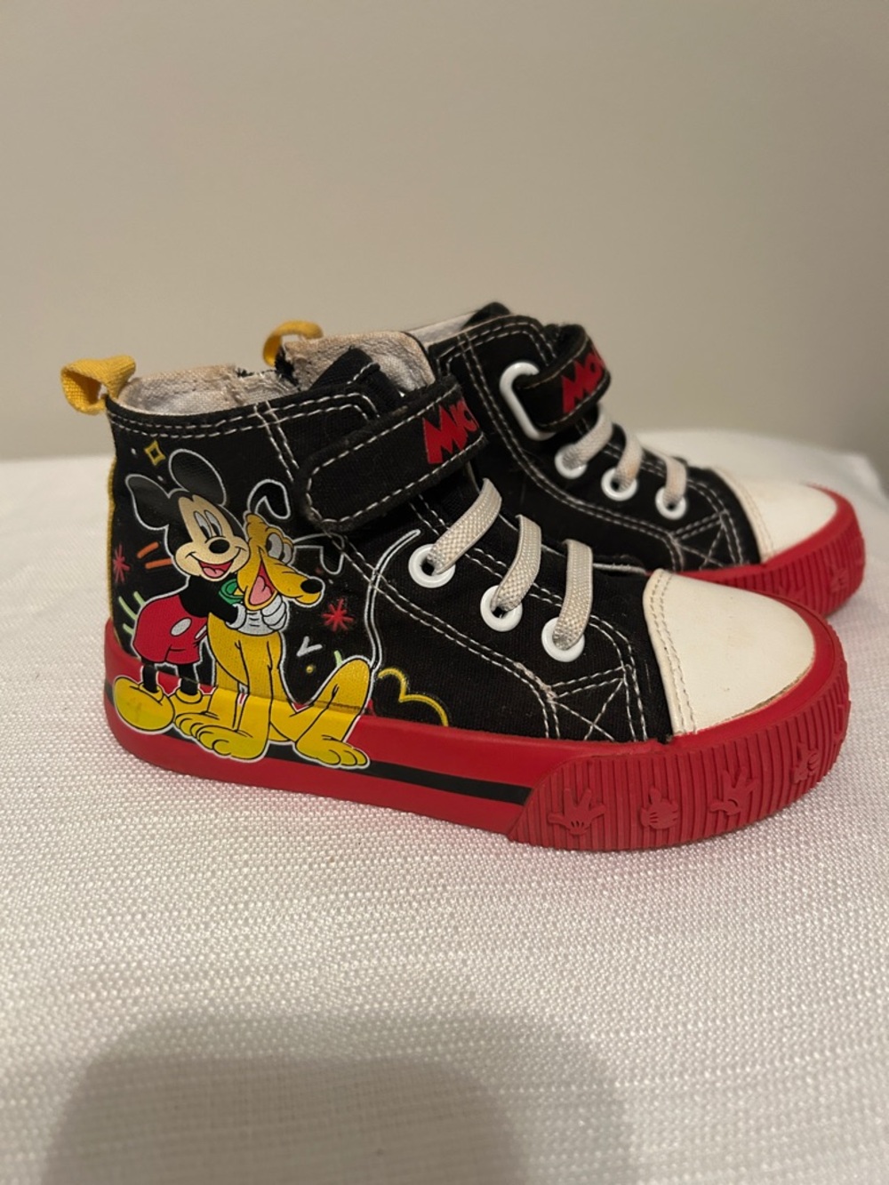 Toddler Mickey & Pluto High-Top Sneakers - Black/Red/Yellow